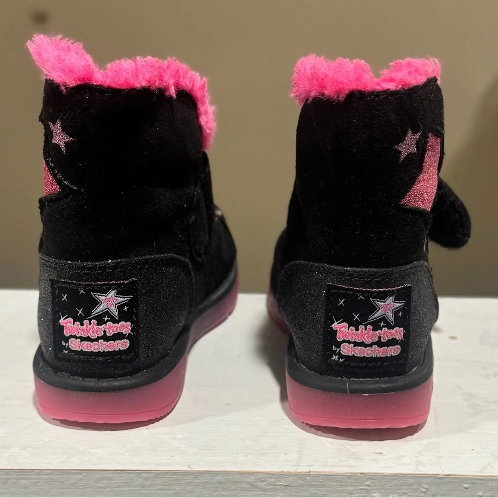 Skechers Twinkle Toes Black with Hot Pink Faux Fur & Stud Accents Kids Boots NEW